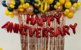 Deva Balloon & Decor